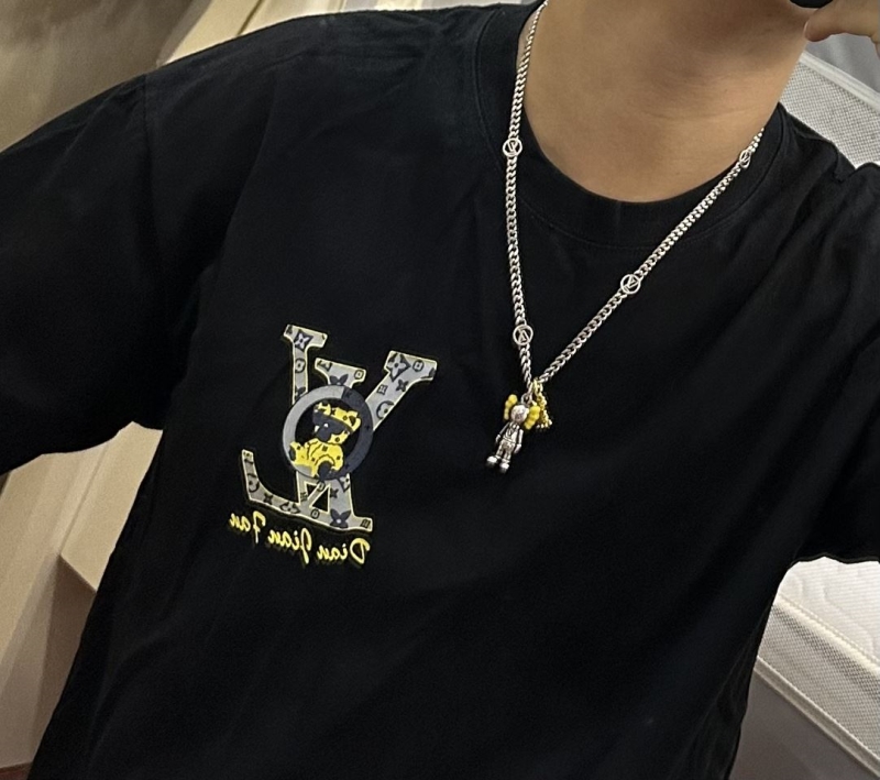 LV Necklaces